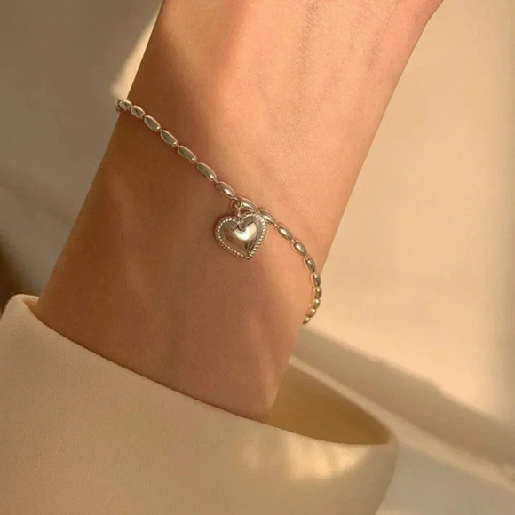 925 Sterling Silver Dainty Beaded Heart Bracelet - Picture 8 of 9
